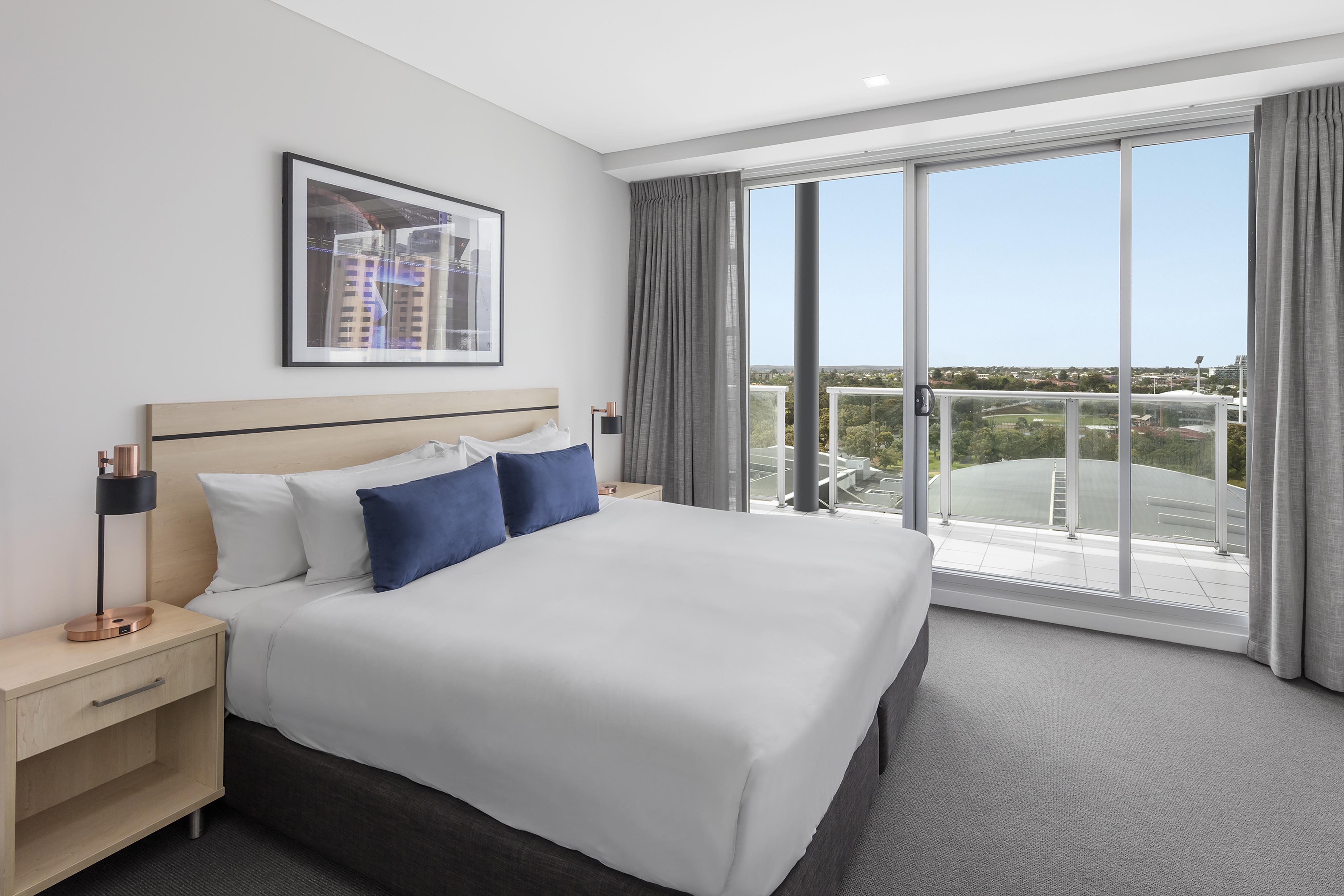 Oaks Adelaide Embassy Suites 外观 照片