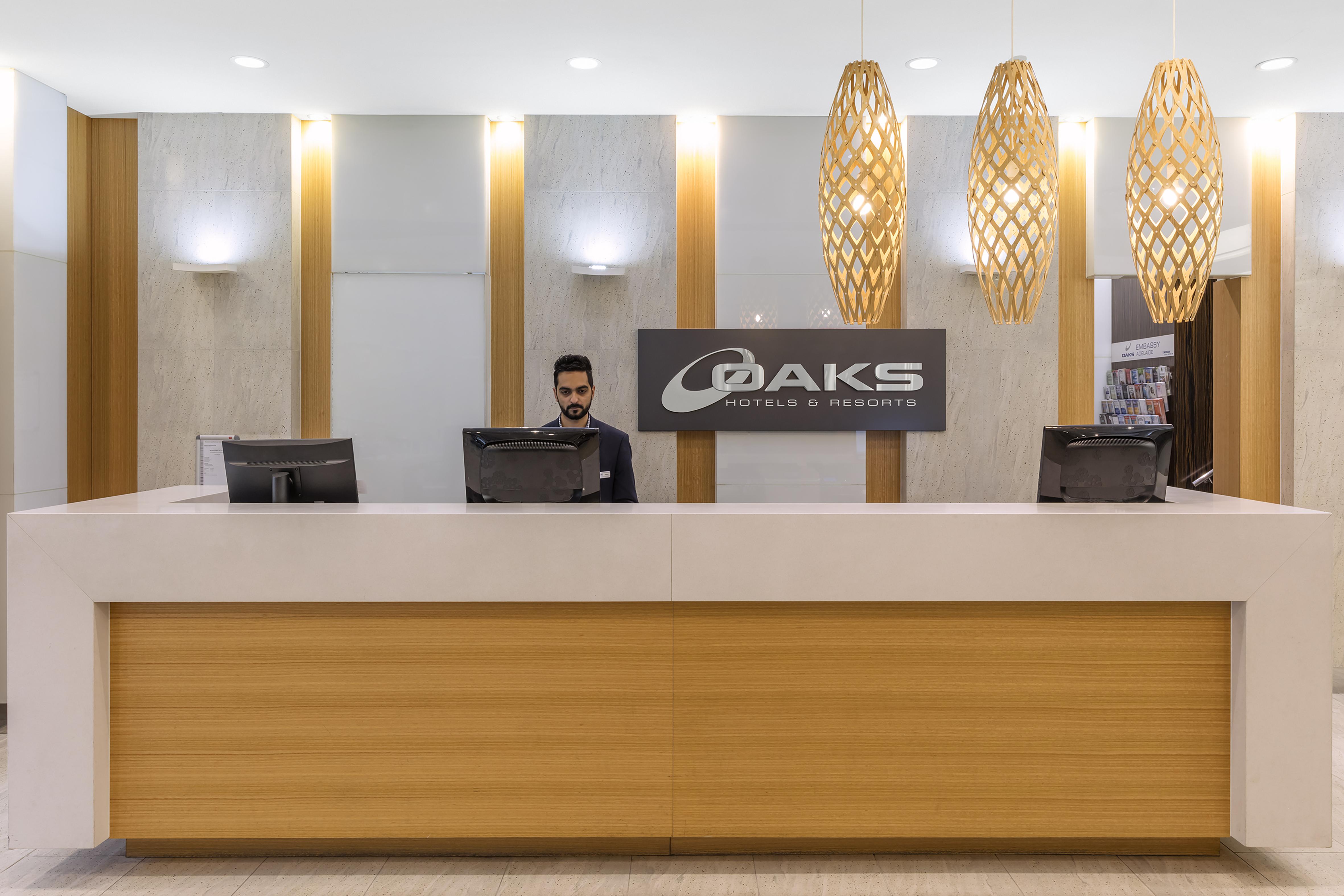 Oaks Adelaide Embassy Suites 外观 照片