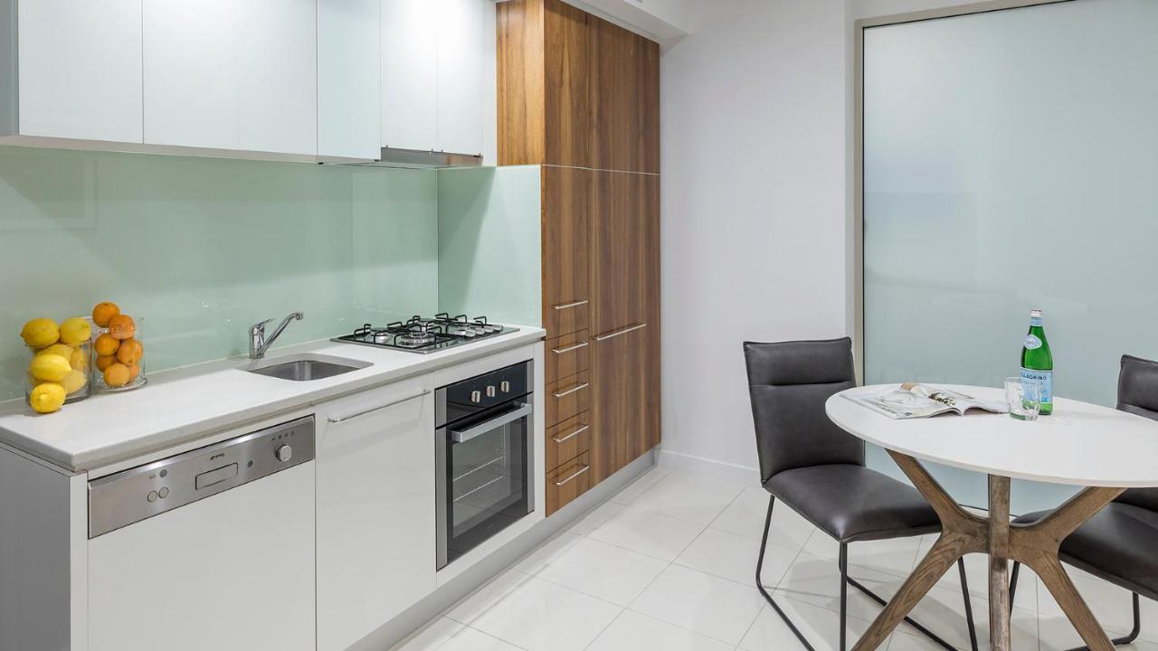 Oaks Adelaide Embassy Suites 外观 照片